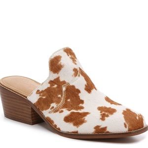 Crown vintage cow print mules